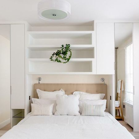 Logan Mews By Lime Street Apartment London Luaran gambar
