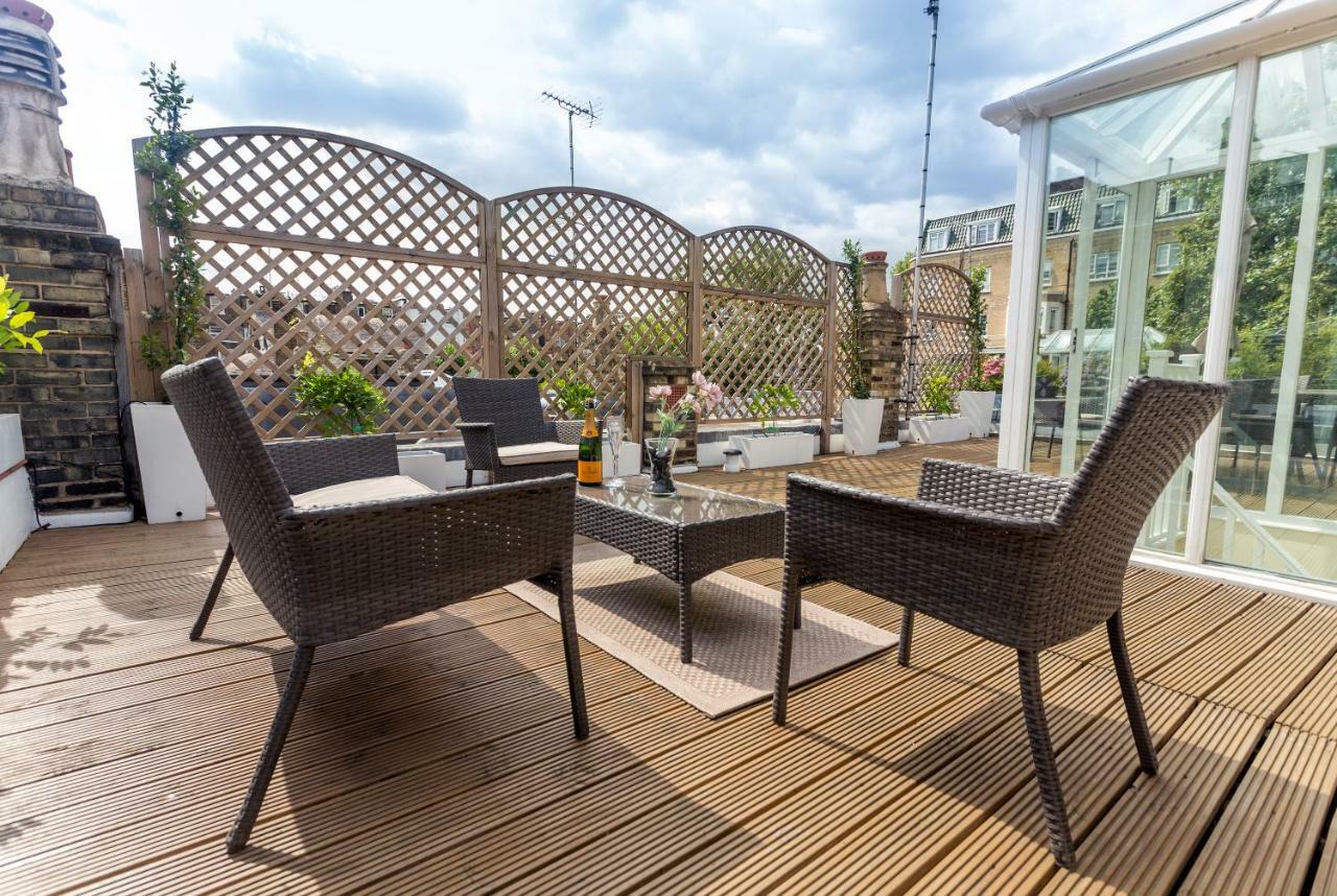 Logan Mews By Lime Street Apartment London Luaran gambar